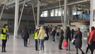 У пасажирів львівського аеропорту перевіряють температуру. Фото дня