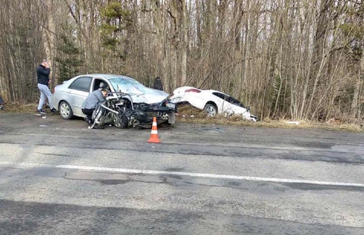 Біля Борислава розбилися два легковики, є постраждалі