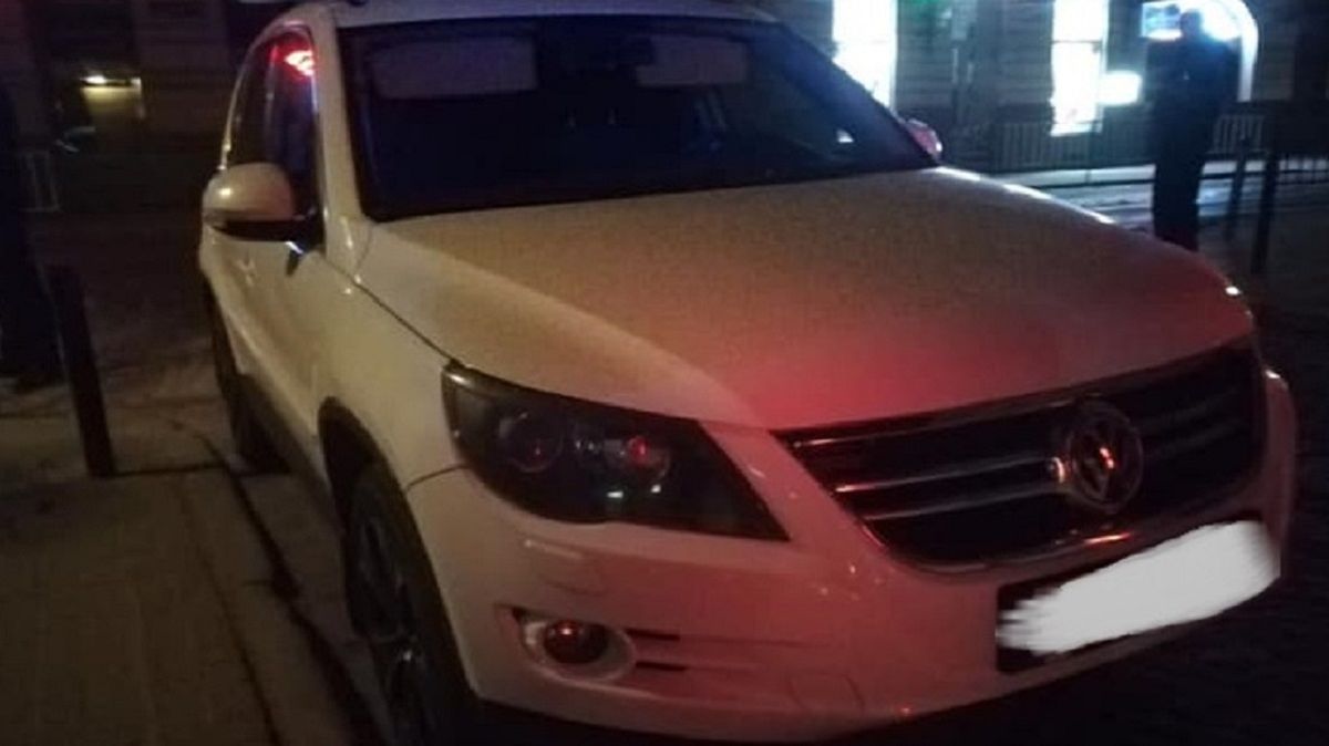Звільнений за нетверезе водіння львівський поліцейський поновився на посаді через суд
