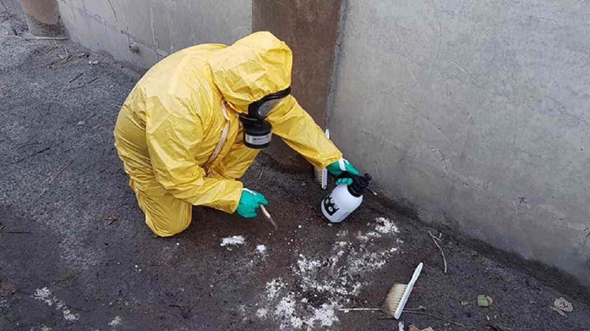 У Львові на вул. Кривчицька дорога фахівці зібрали майже 1,5 кг розлитої ртуті