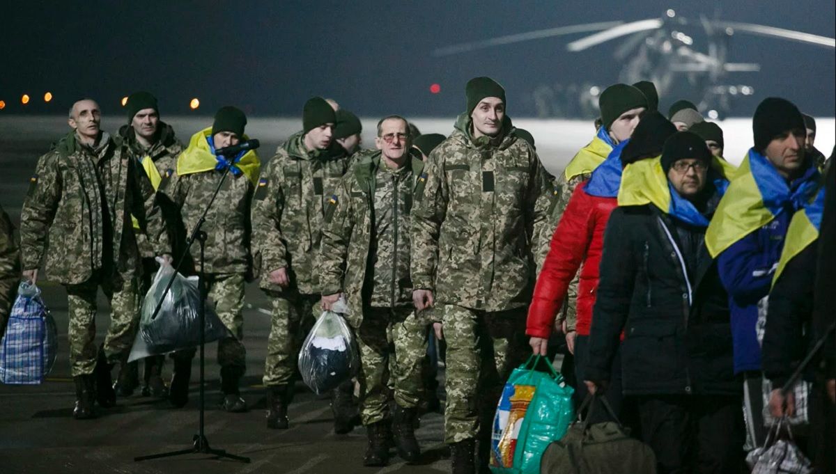 Звільненим українським полоненим почали виплату компенсацій
