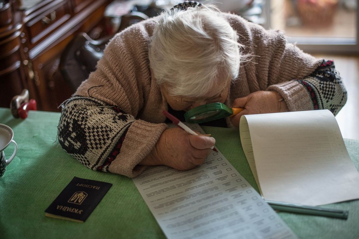 Львівські соціологи опублікували рейтинги партій на місцеві вибори