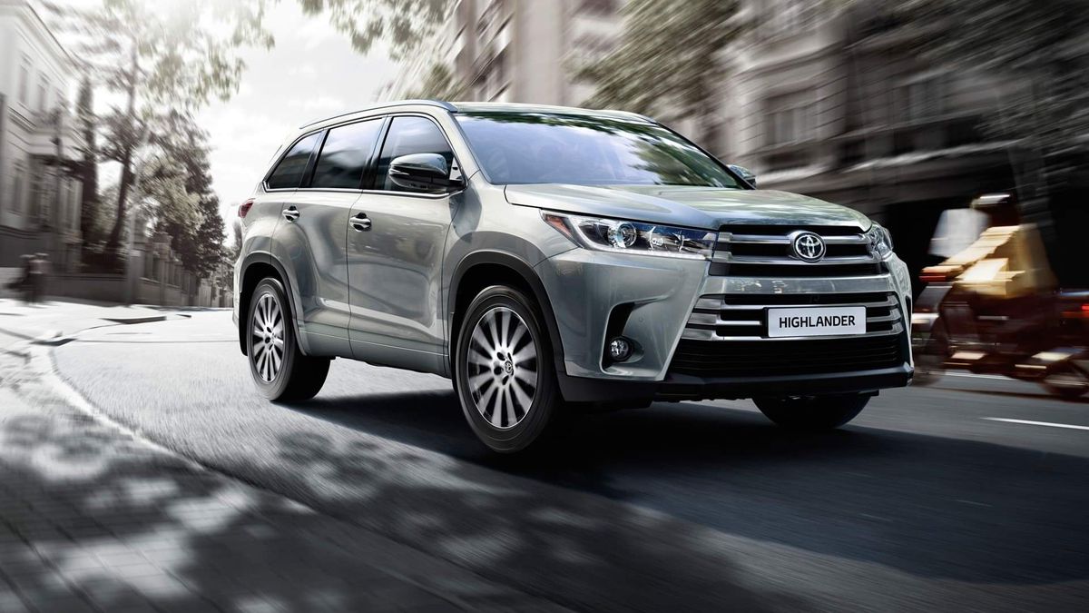 Toyota відкликала понад 3 млн автомобілів через проблеми з бензонасосом