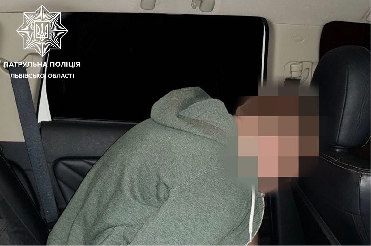 У Львові затримали голого тернополянина за крадіжку автомобіля