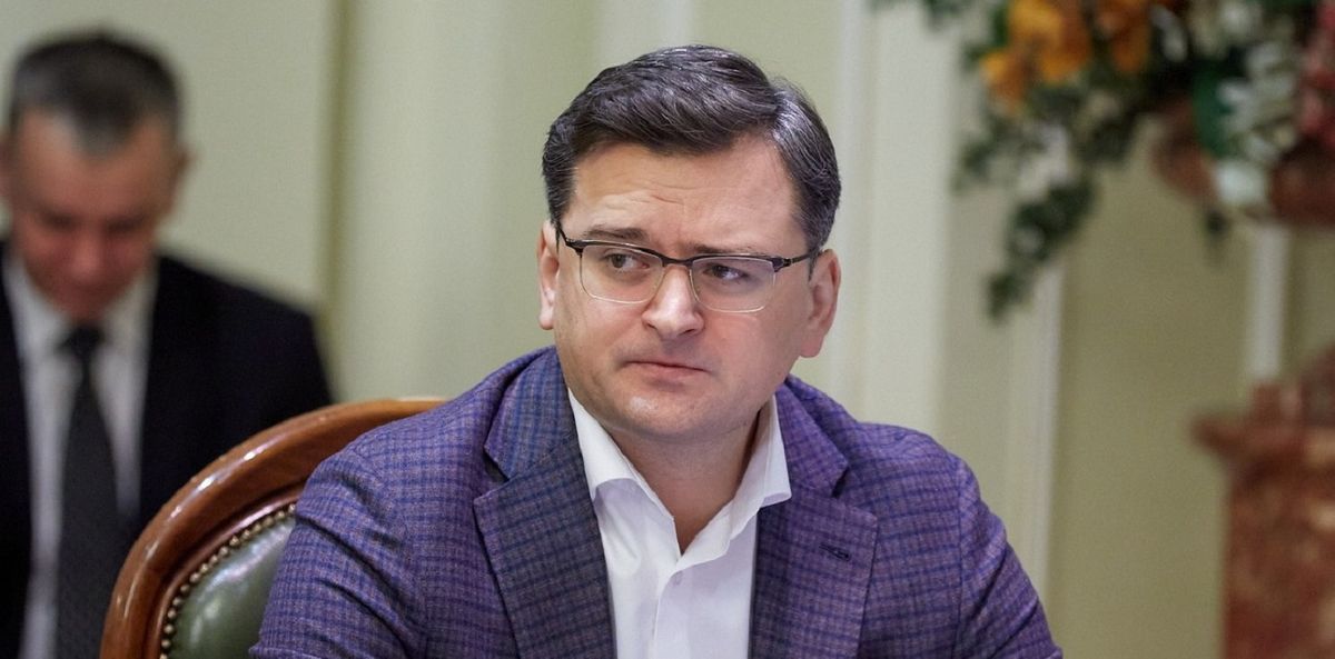 Українські дипустанови перейшли на дистанційну роботу через коронавірус