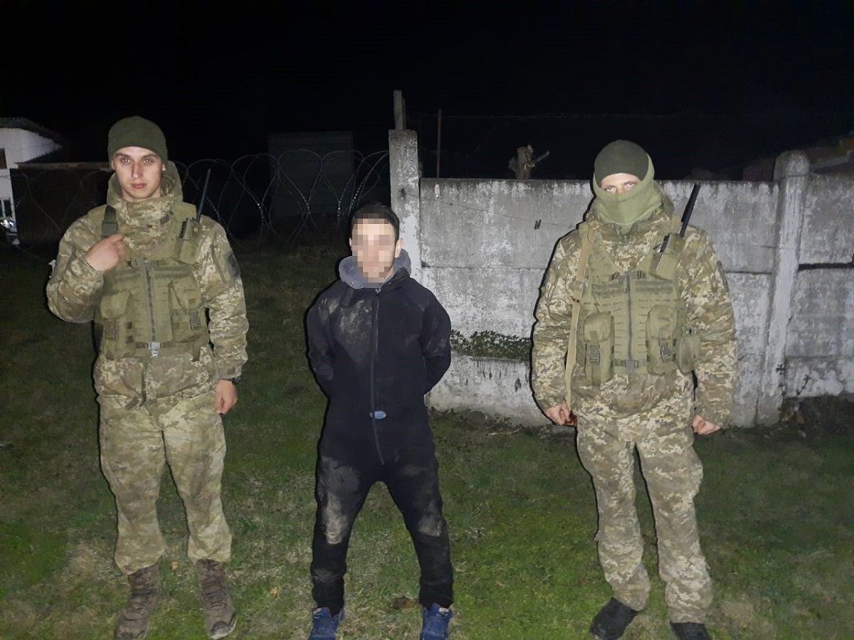 На Закарпатті затримали «водолаза», який переправляв медичні маски в Румунію
