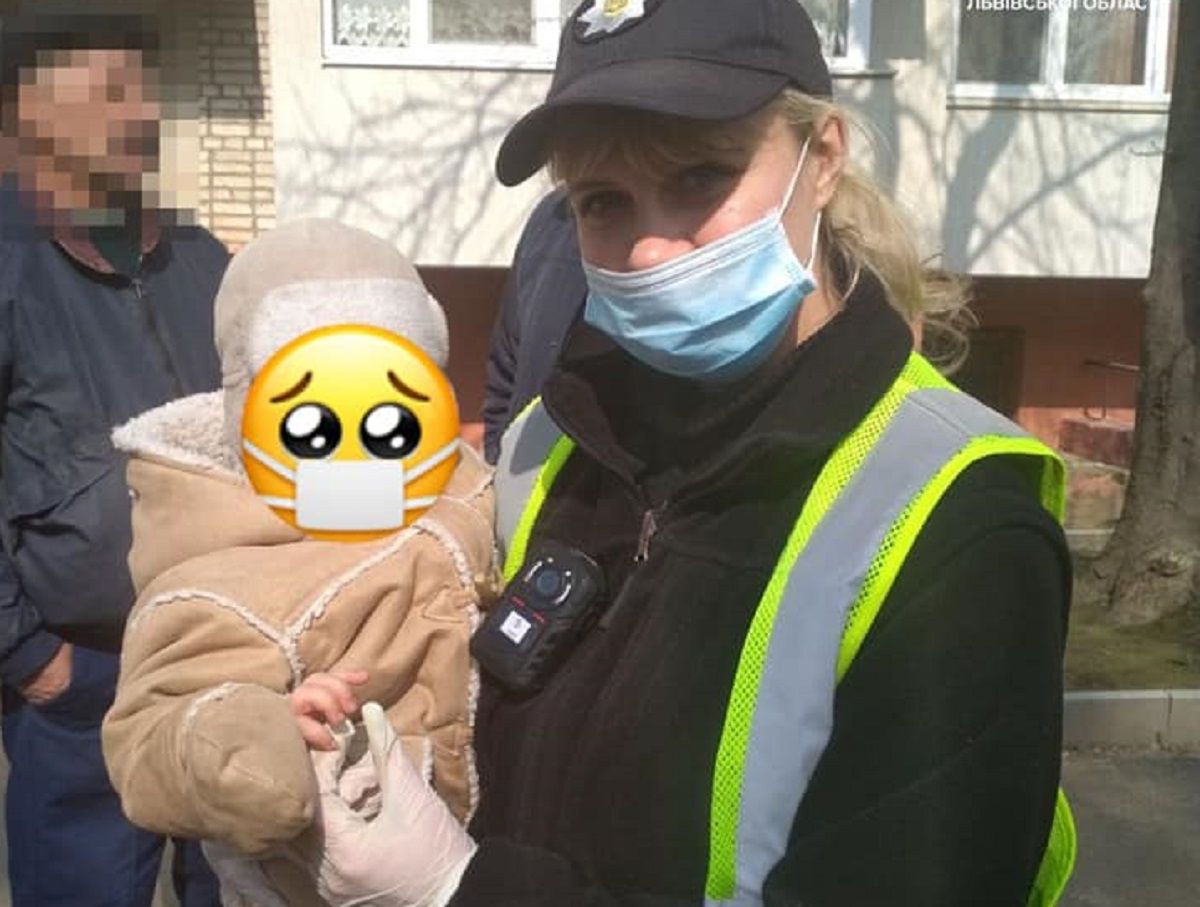 Львівські поліцейські забрали немовля у молодого подружжя пияків