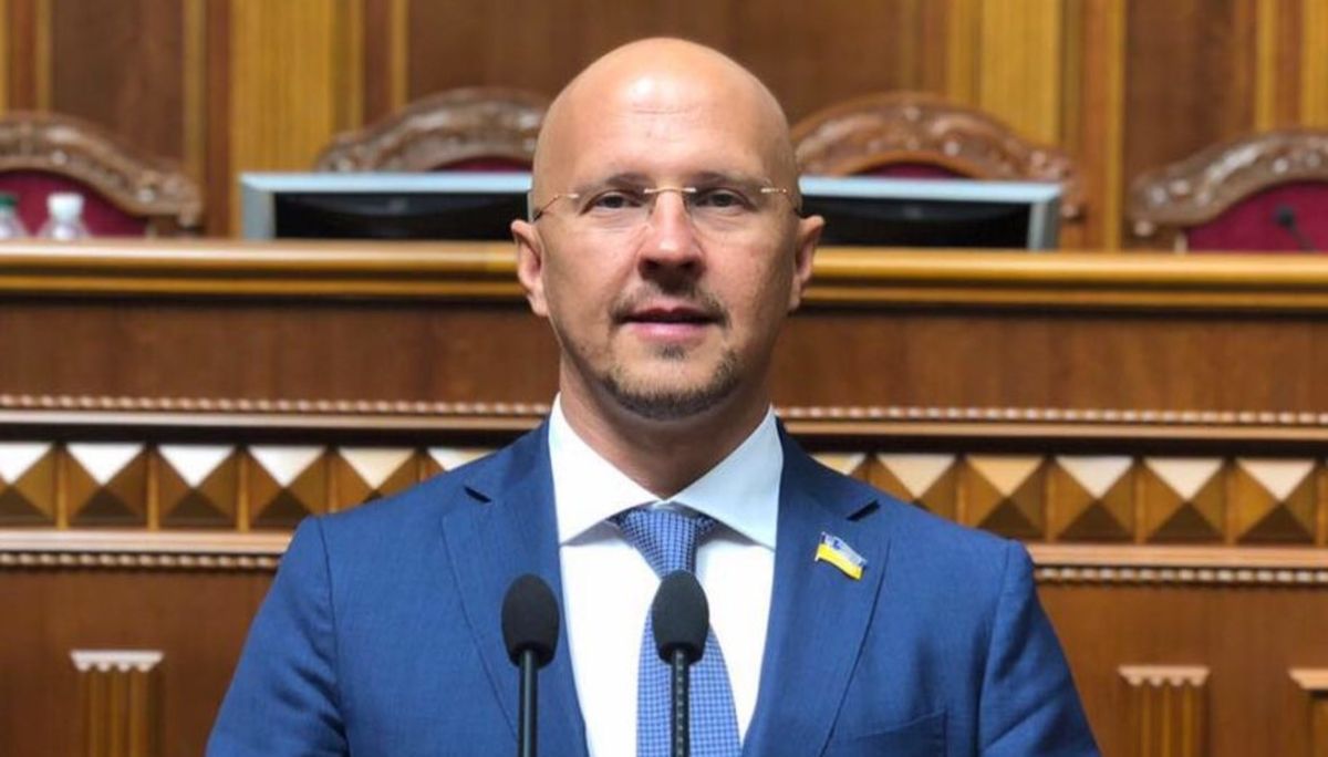 У мережі повідомили про ще одного хворого на коронавірус нардепа
