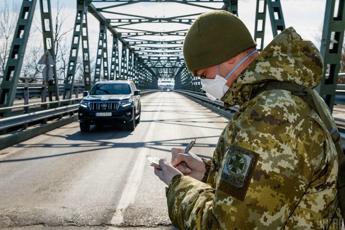 МЗС роз'яснило нові правила перетину кордону на час карантину