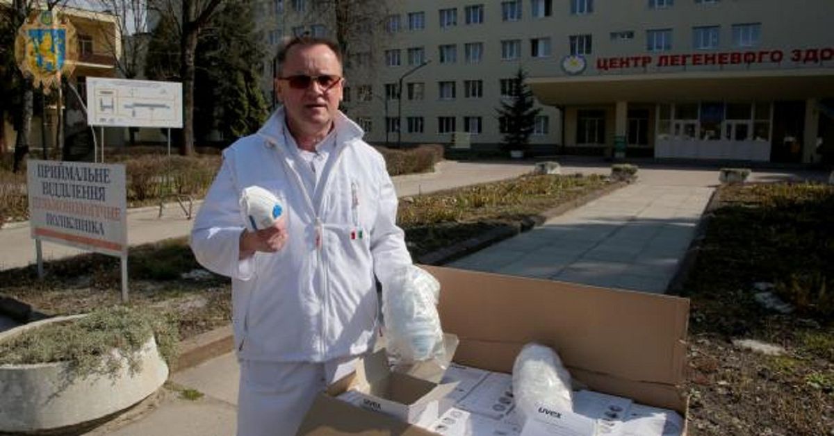 Львівський  Центр легеневого здоров’я отримав 500 респіраторів з Китаю
