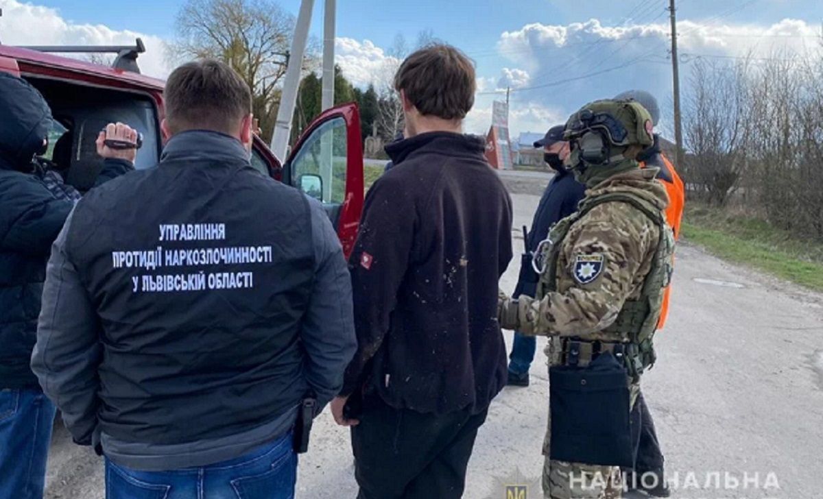 Вбивці двох підлітків із Золочева чекатимуть суду у СІЗО 
