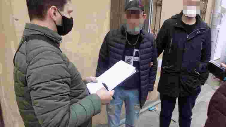 27-річний шахрай під виглядом поліцейського обікрав пенсіонерку у Львові