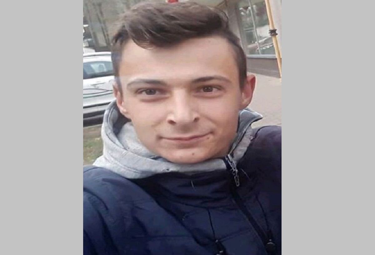 Львівська поліція оголосила в розшук безвісти зниклого 19-річного хлопця