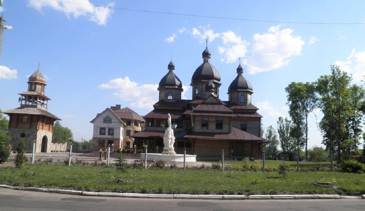 У священика УГКЦ з Червонограда підтвердили коронавірус
