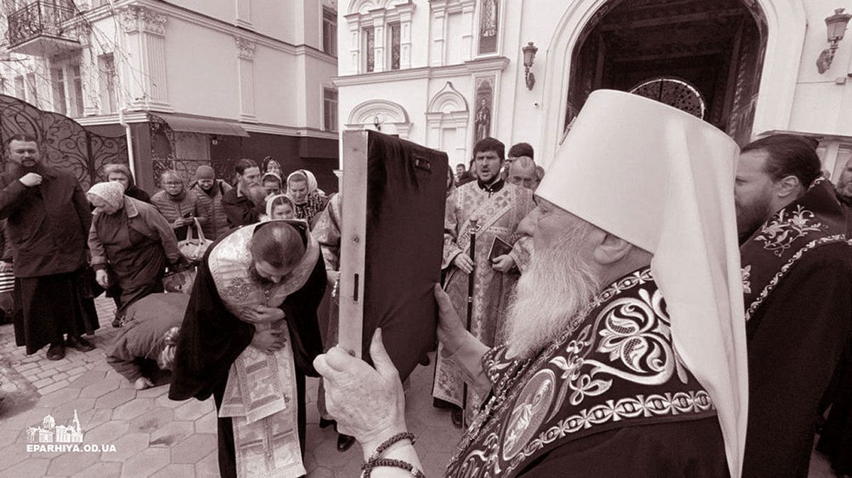 Життя після епідемії. Церква