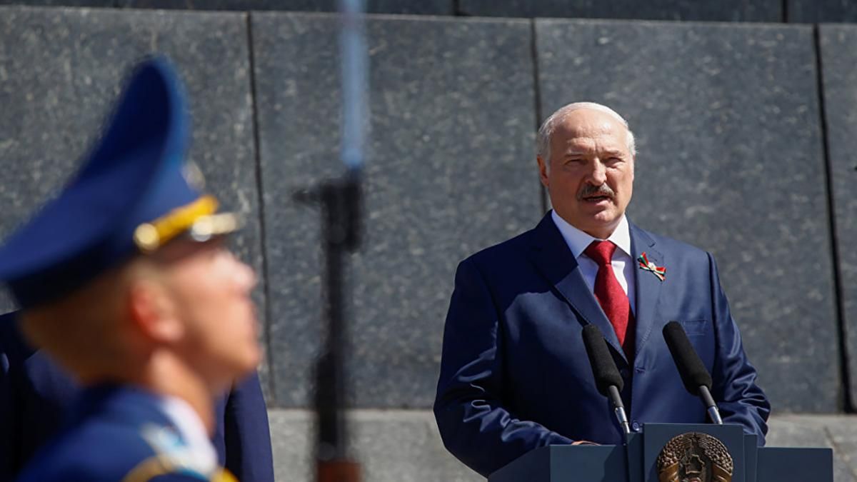 Попри епідемію коронавірусу Білорусь проведе парад 9 травня