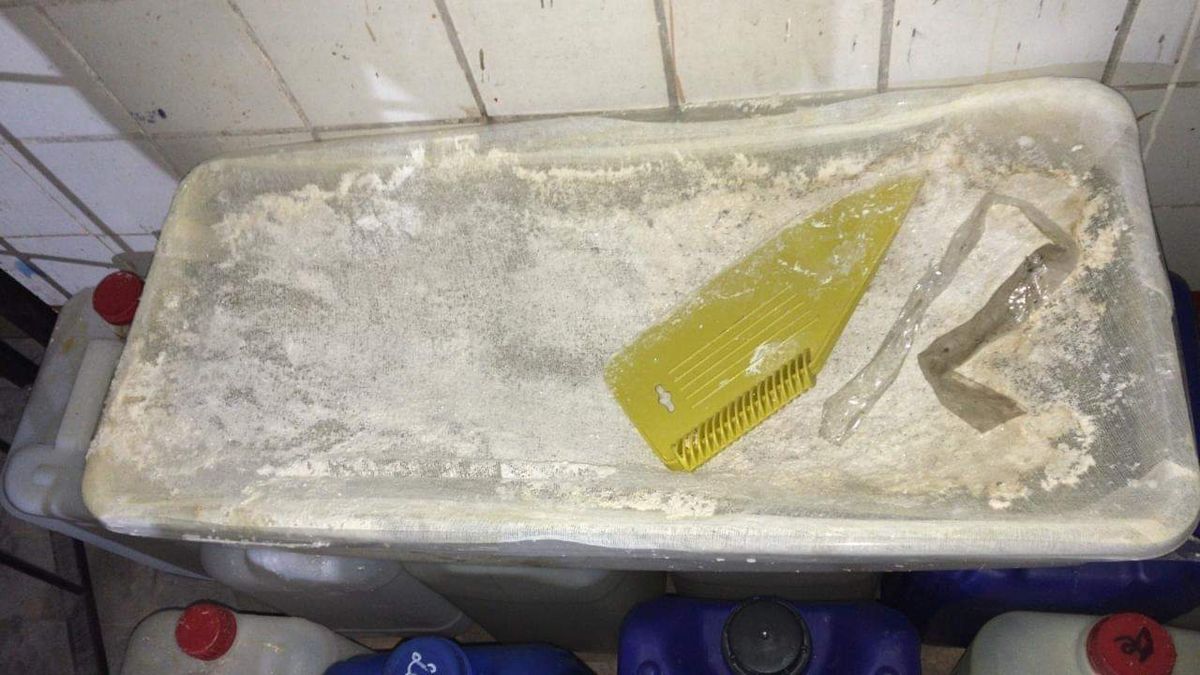 Потужний наркосиндикат з виробництва метадону ліквідували в Києві