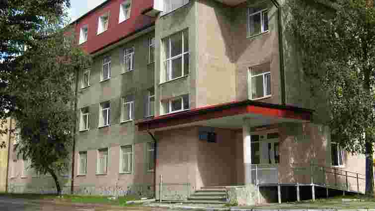 Львівську нічліжку закрили на обсервацію через коронавірус безпритульного