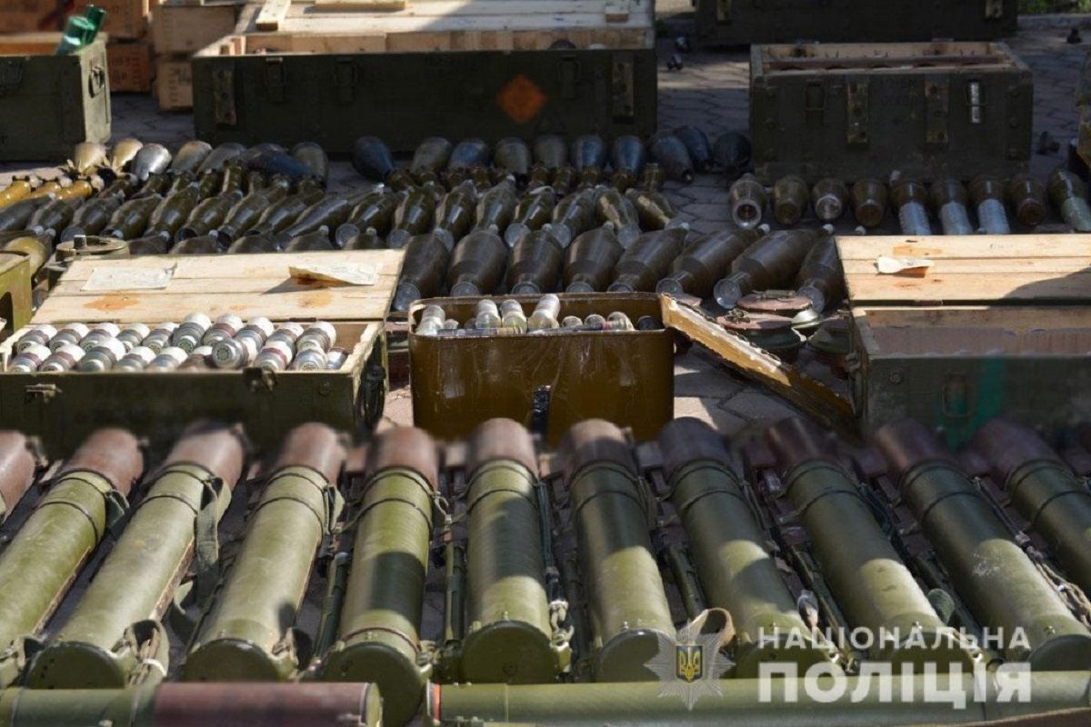 Таємний склад зброї знайшли в колишньому дитячому таборі біля Волновахи