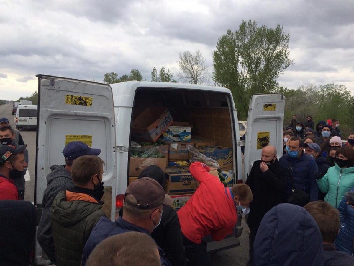 Фермери влаштували масовий протест на Херсонщині через закриття ринків