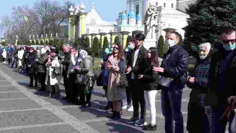 Мера Червонограда оштрафують за масове богослужіння у міській церкві