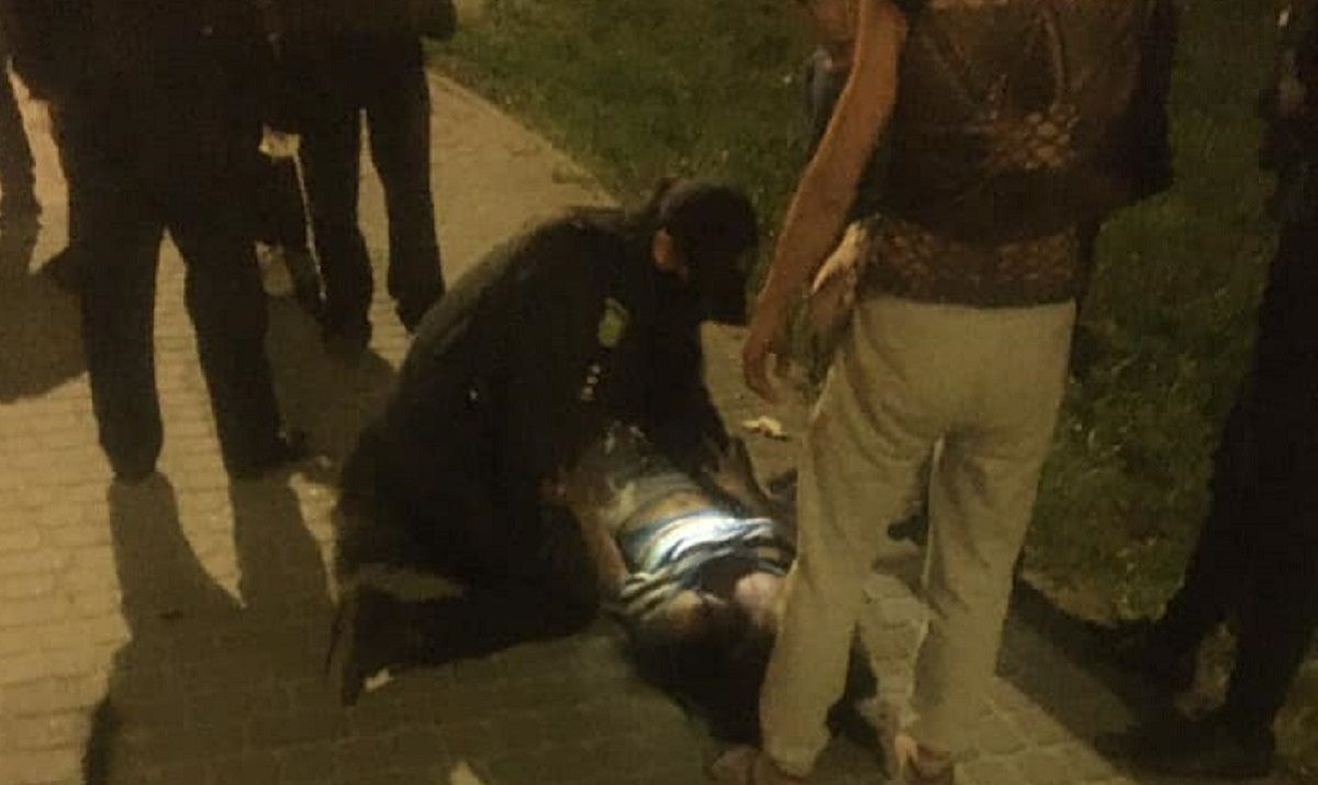 Вночі біля ТЦ «Метро» у Львові сталася ножова сутичка між ромами