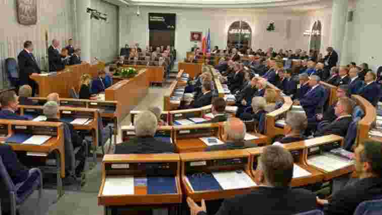 Сенат Польщі відмовився від ідеї проведення виборів президента поштою