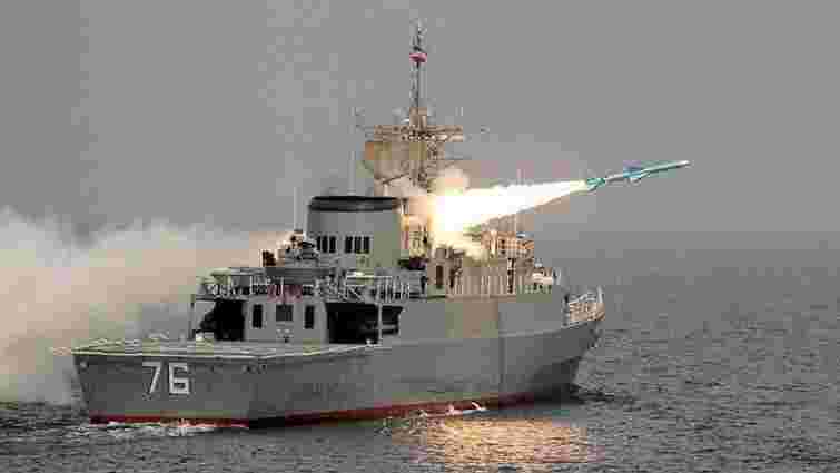 Іранський есмінець випадково обстріляв і потопив свій військовий корабель