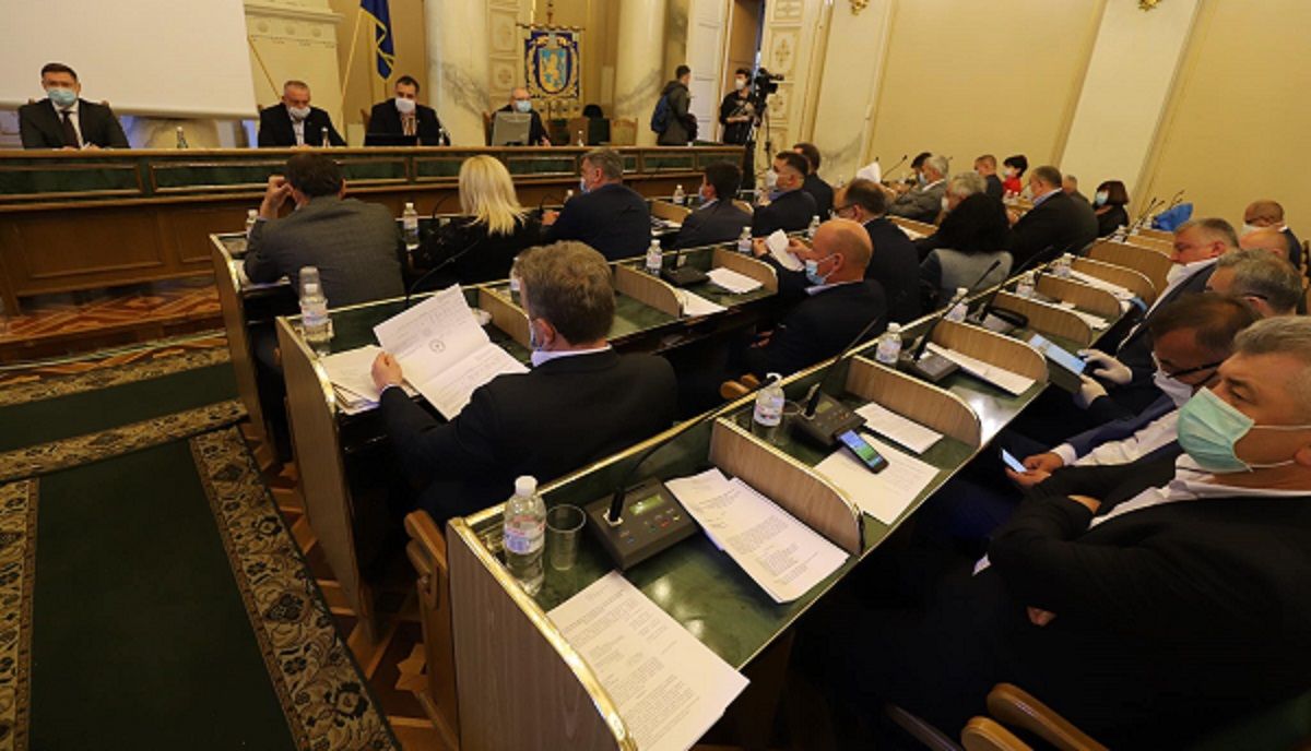 Львівська облрада затвердила керівників двох обласних медзакладів