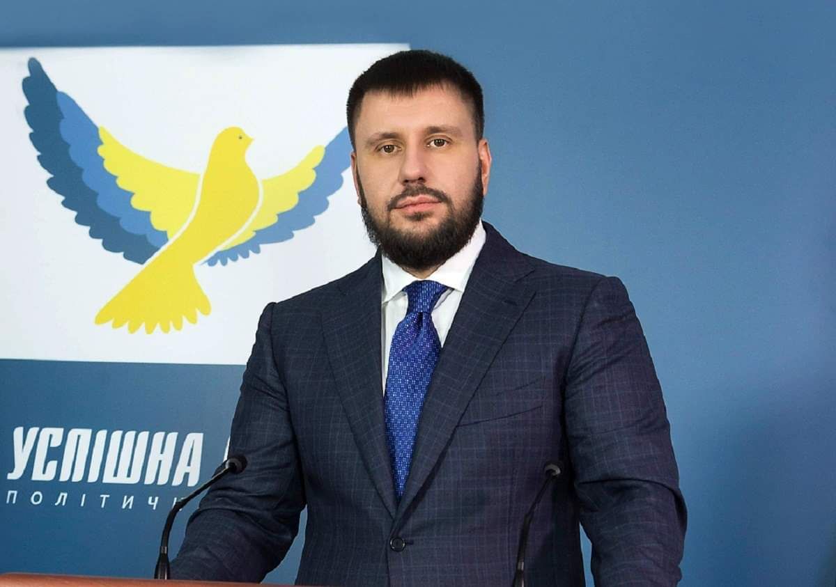 Суд пояснив, чому скасував заочний арешт екс-міністра доходів Олександра Клименка