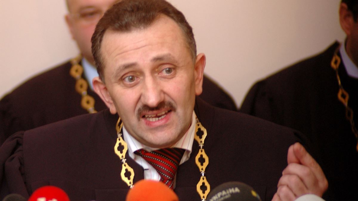 Верховний суд відмовився поновити на посаді скандального львівського суддю Ігоря Зварича