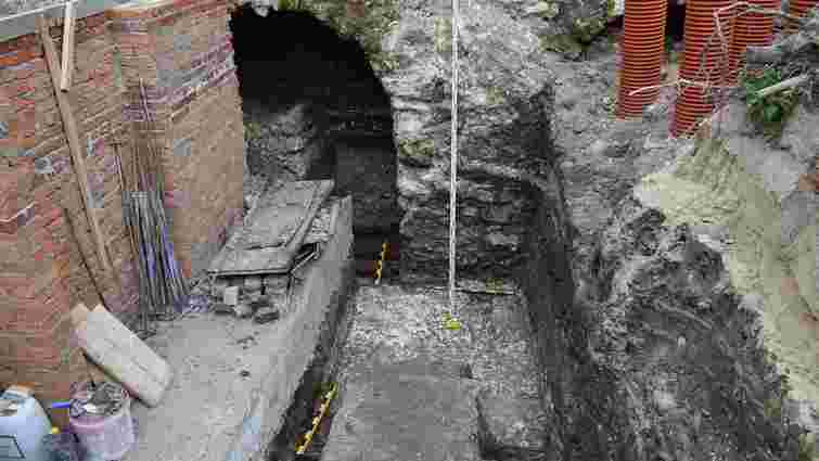 Археологи розповіли про розкопки в історичному ареалі Бродів