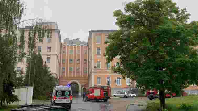 В київській лікарні з хворими на коронавірус сталася пожежа