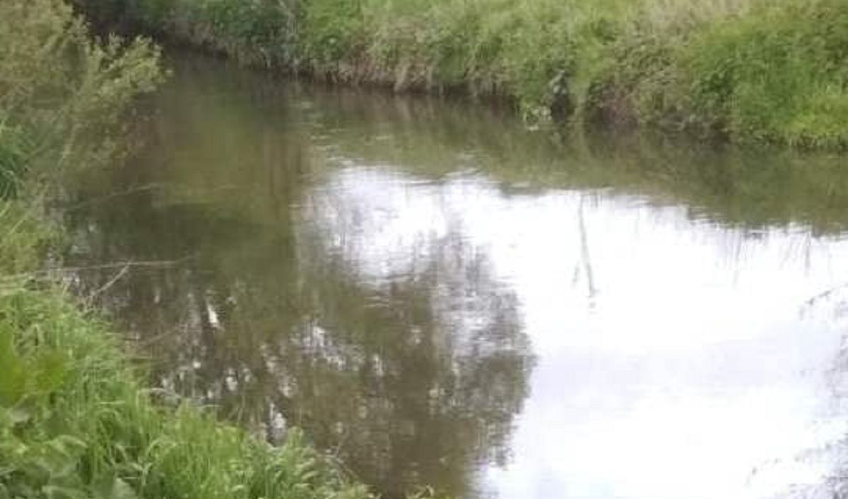 На Яворівщині у річці місцеві мешканці виявили тіло жінки