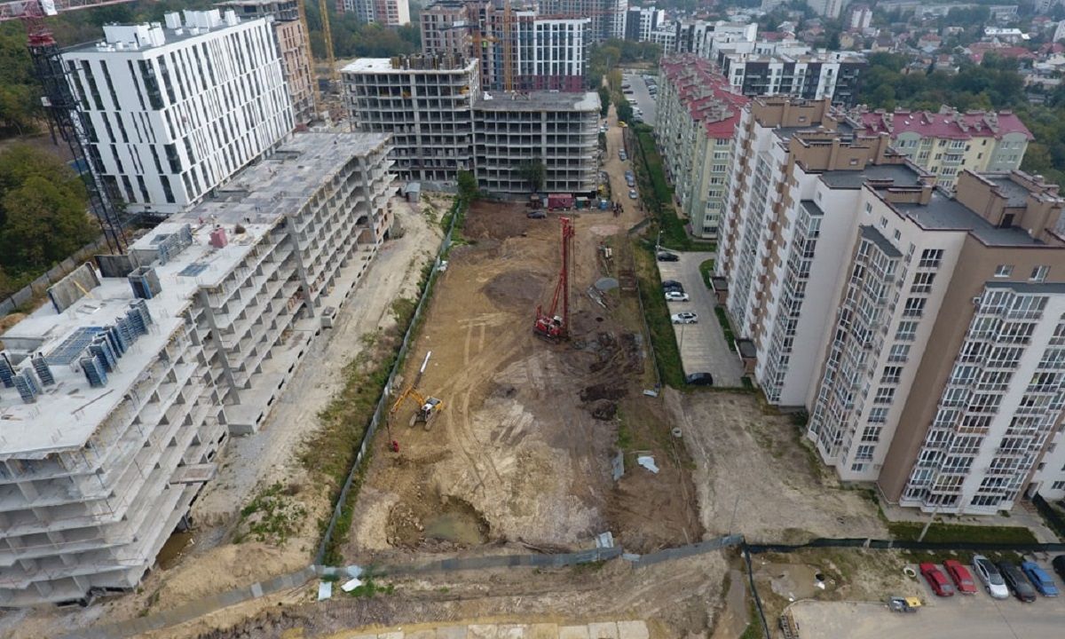 У мікрорайоні Під Голоском у Львові заборонили нове будівництво