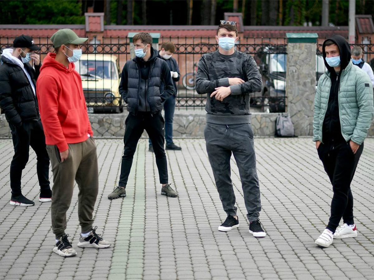 Коронавірус виявили у десятків футболістів і співробітників ФК «Карпати»