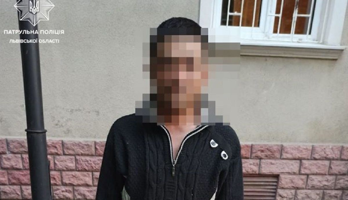 Львівська поліція затримала нелегала, що заснув п’яним на газоні