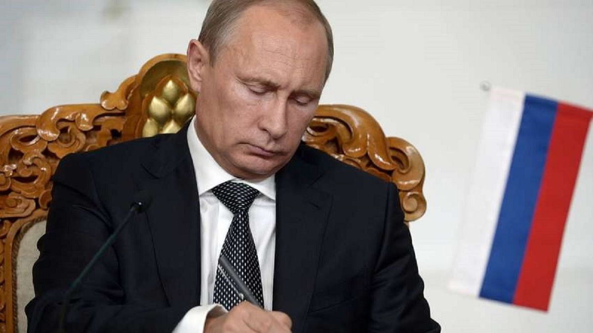 Путін виправдав окупацію СРСР країн Балтії за пактом Молотова-Ріббентропа