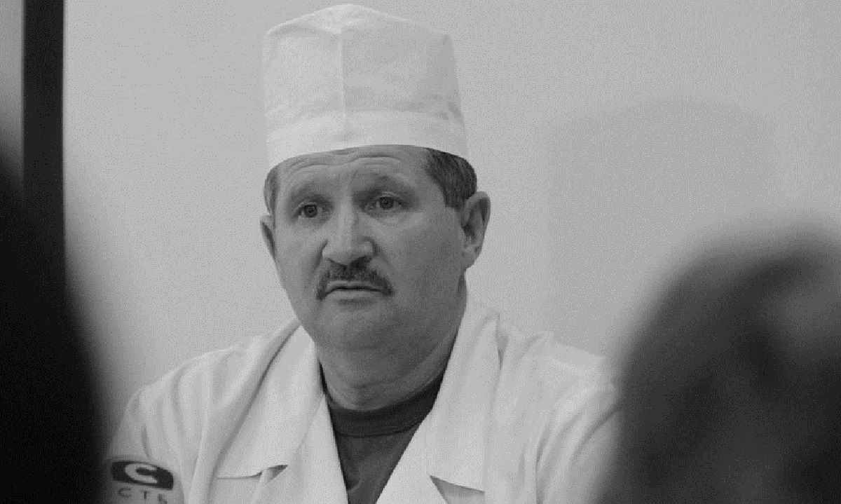 Зеленський посмертно нагородив начальника львівського госпіталю