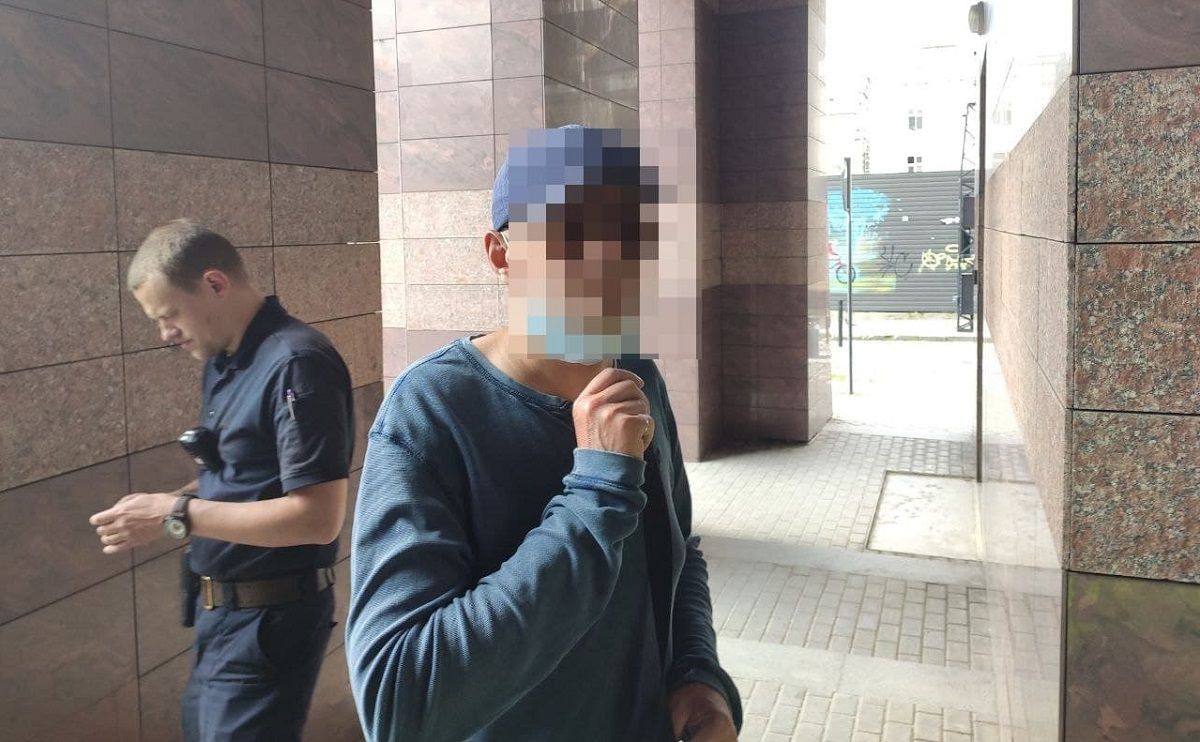 У центрі Львова затримали 45-річного шахрая-паркувальника