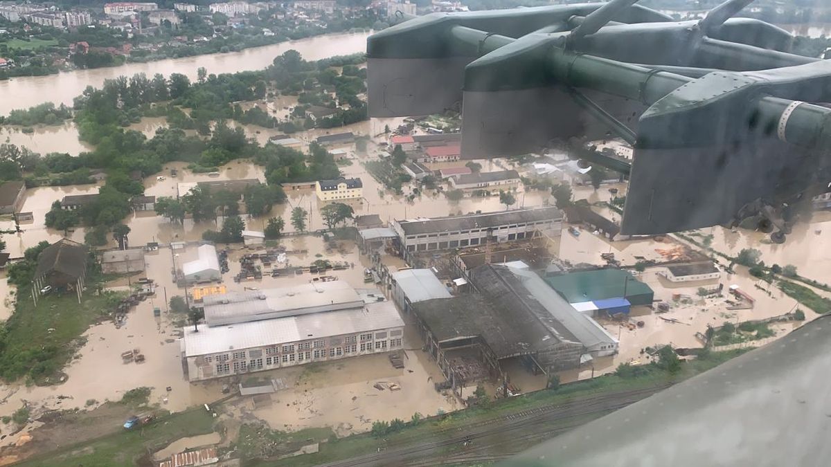 Уряд виділив майже 700 млн грн допомоги постраждалим від повені західним областям