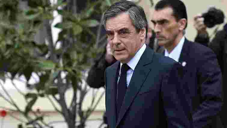 Екс-прем’єра Франції засудили до 2 років ув’язнення за шахрайство