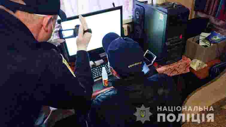 17-річний хакер з Чернівців викрав особисті дані мільйонів людей