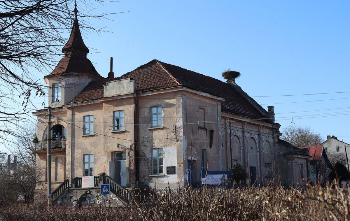 Для відновлення пам’ятки архітектури львівські митці влаштували благодійний аукціон
