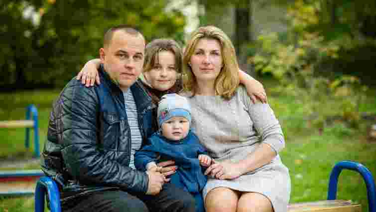 Мати та її 6-річний син з Львівщини потребують 100 тис. доларів на боротьбу з раком