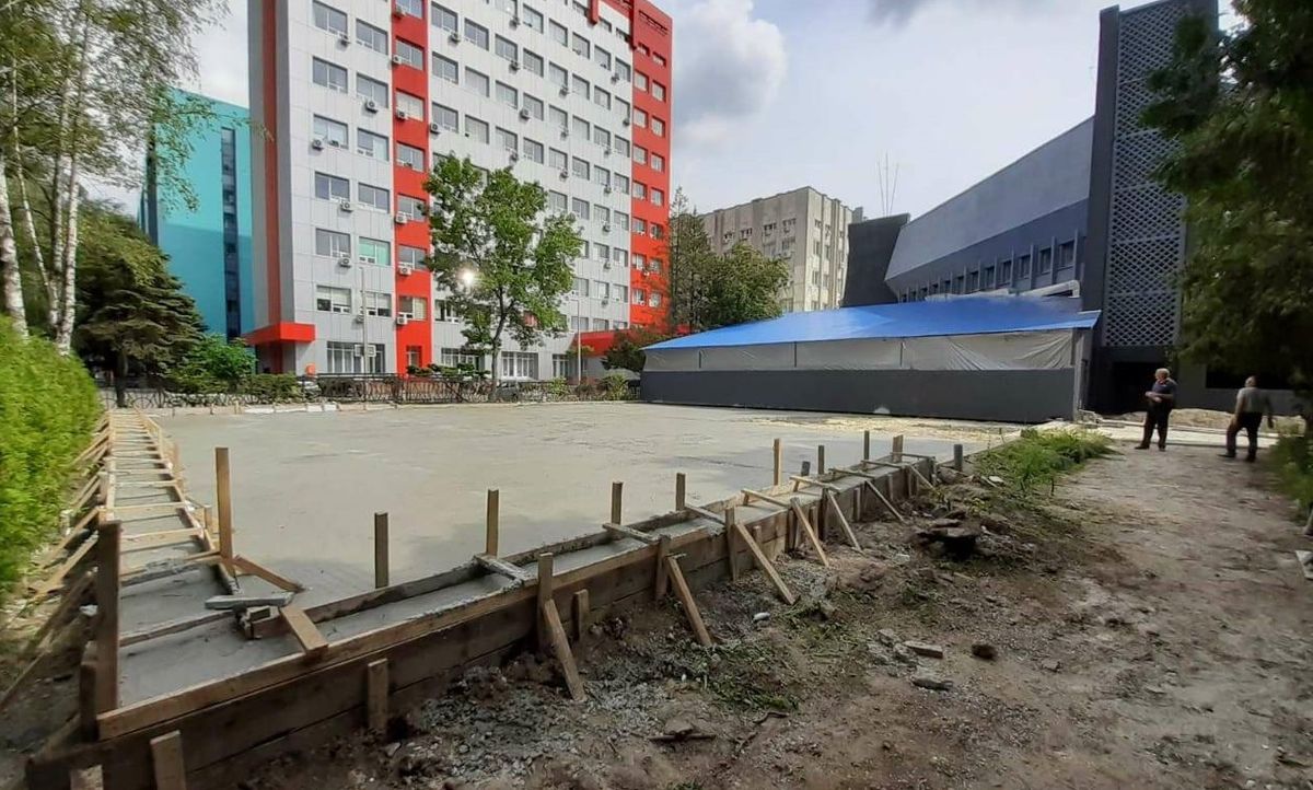 Біля нічного клубу на вул. Науковій у Львові виявили незаконне будівництво
