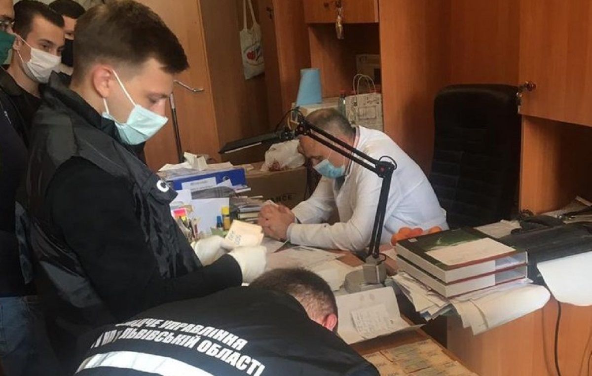Відомого львівського хірурга оштрафували на 25,5 тис. грн за хабарництво