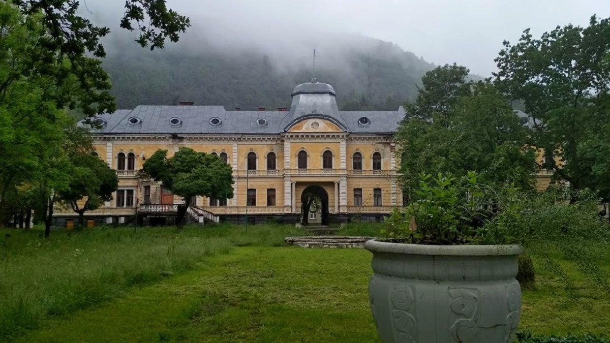 Сколівський палац Гредлів стане туристичним центром
