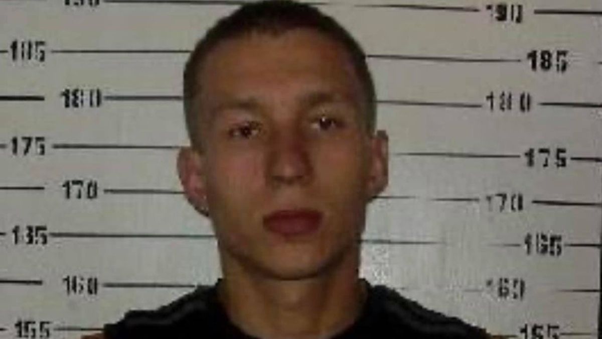 Полтавський нападник відпустив заручника та втік до лісу