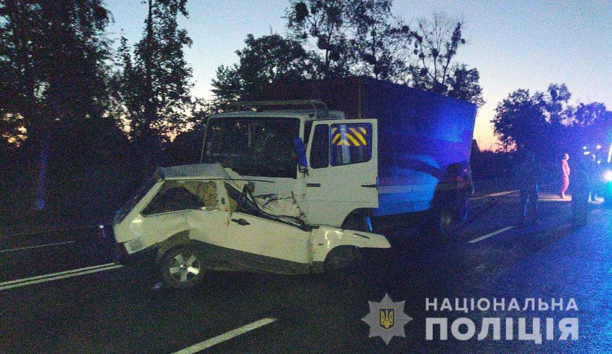 Двоє українських військових загинули у ДТП біля Вінниці